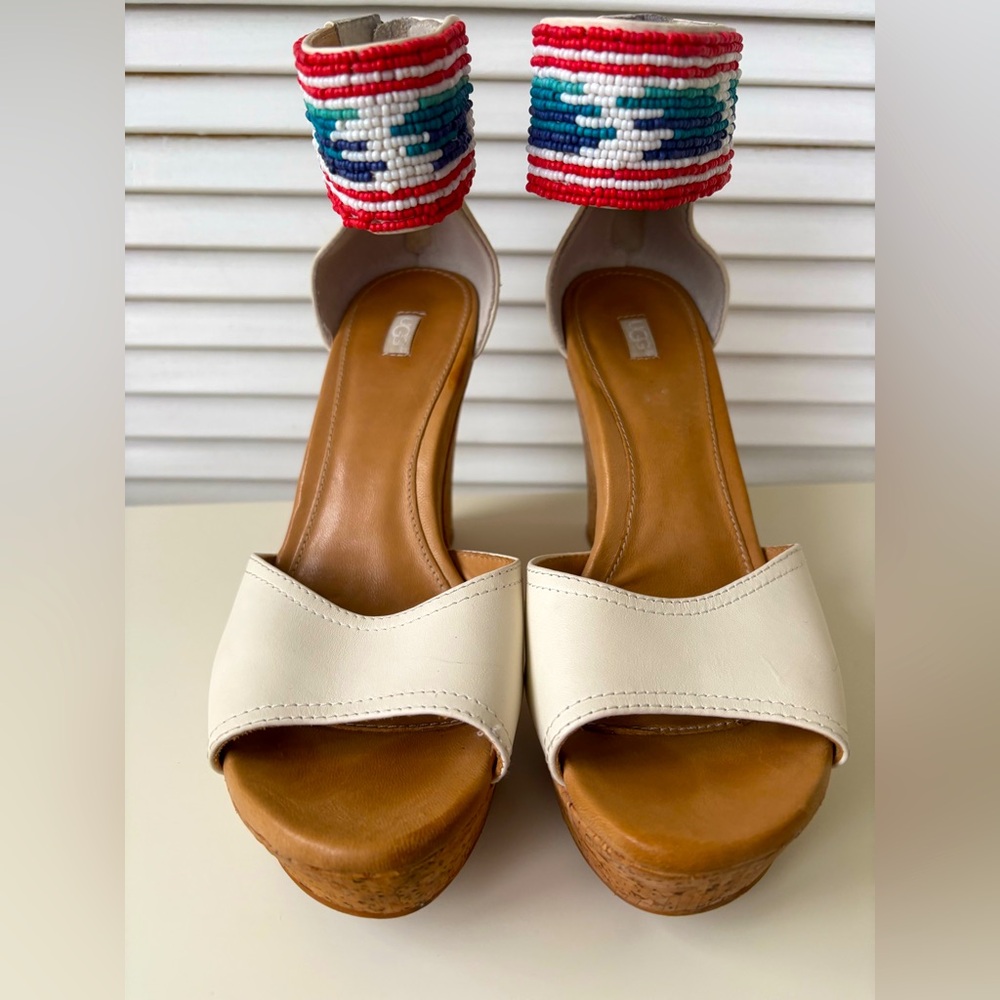 UGG White Platform Wedge Sandal with Beaded Ankle. Good condition size 8 - Picture 2 of 13
